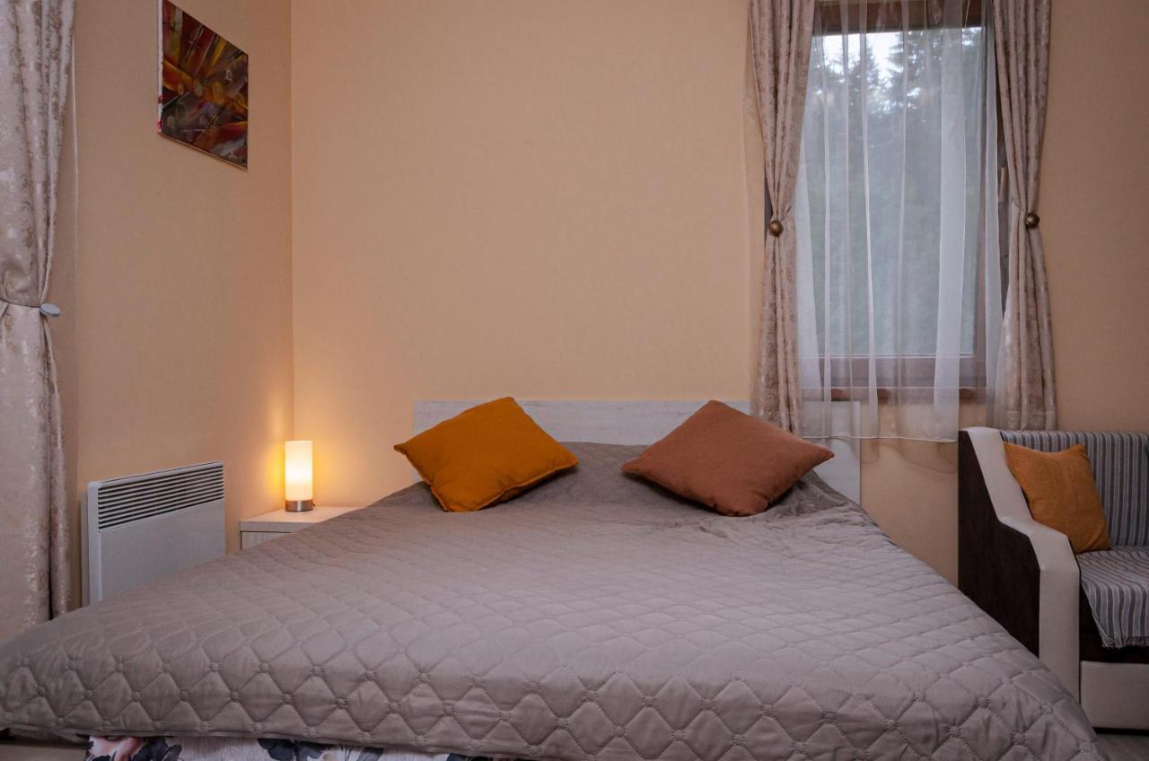 Studio 6,Smolyan Lakes Luaran gambar
